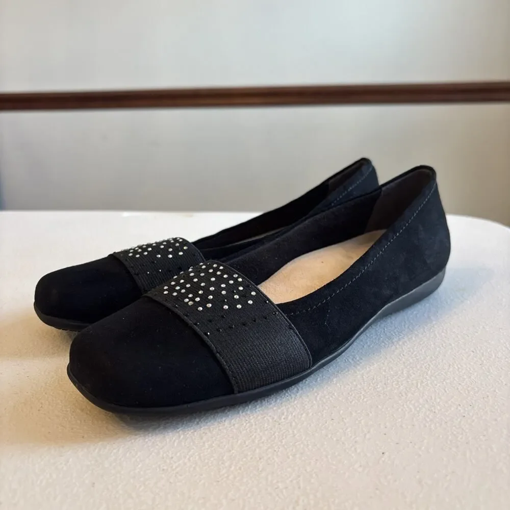 Trotters Samantha T1812-101 Slip On Flats Loafers Women Shoes 7.0 M, Black Suede